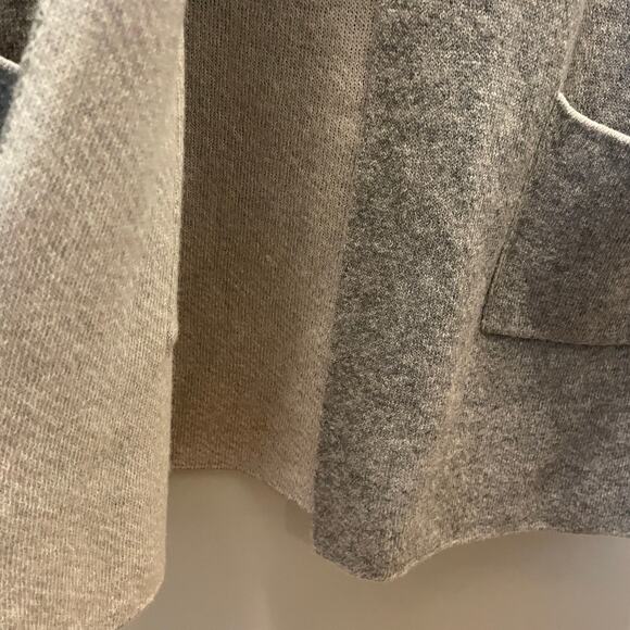 Rare A.IDA L Wool Blend Sweater Vest | Gray Knit Italy Made Toggle Closure, $178 - Picture 10 of 10